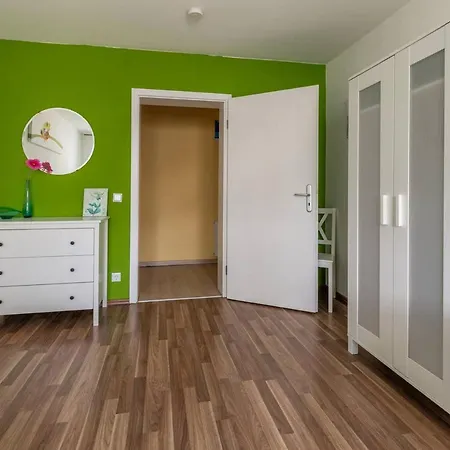 Odenwald Apartment große helle Ferienwohnung in Weinheim-Oberflockenbach