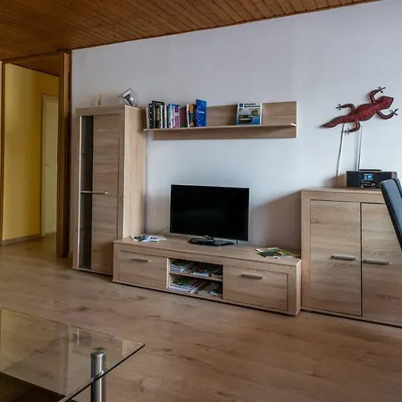 Odenwald Apartment große helle Ferienwohnung in Weinheim-Oberflockenbach Weinheim